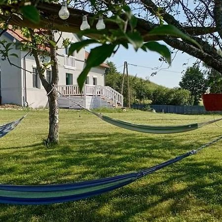 Talki_46 Pokoje gościnne Zewnętrze zdjęcie